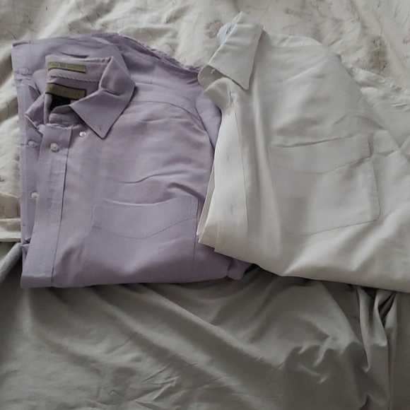 Naturalife shirts Bundle. 2. Button down like new - Picture 3 of 3